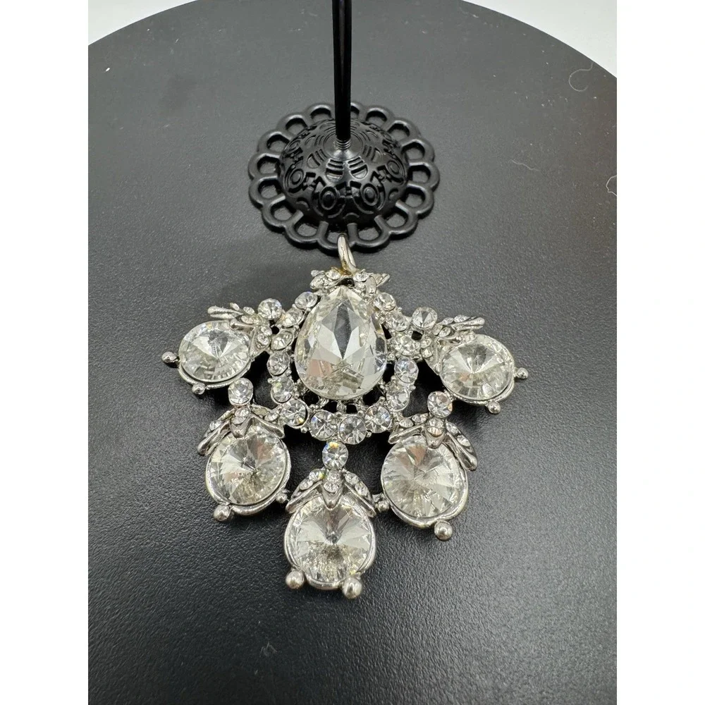 Vintage Drop Clip On Earrings‎ & Necklace Pendant - (Necklace Incld See Disc)
